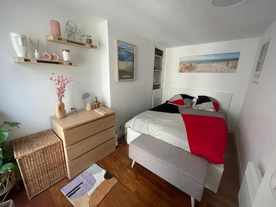 Charming Apartment 40 M2, 10Th Paříž Exteriér fotografie